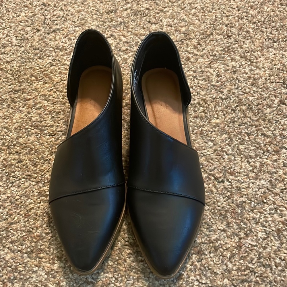 Black shoes